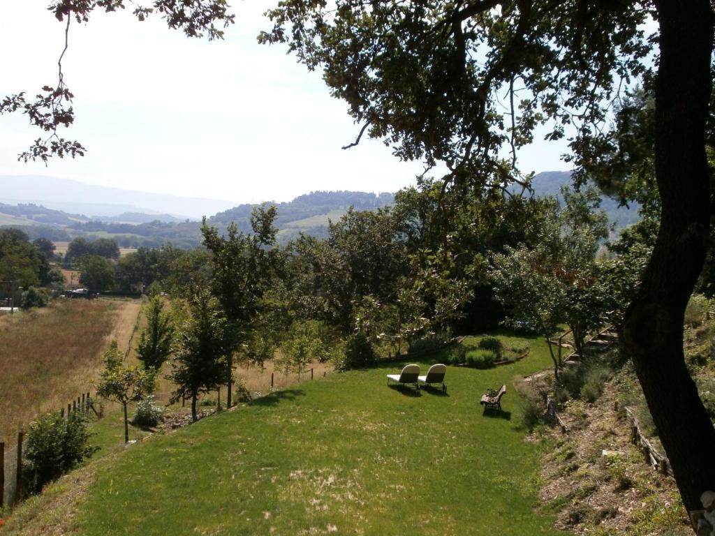 Gli Appartamenti Di Torre Bertona Todi Room photo